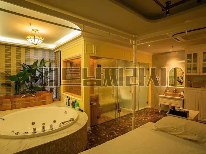 호치민 민땀(MINH TAM) 마사지 <사우나, 마사지, 불건마 케어> 10군