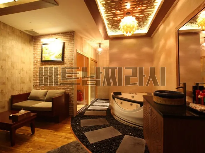 호치민 민땀(MINH TAM) 마사지 <사우나, 마사지, 불건마 케어> 10군