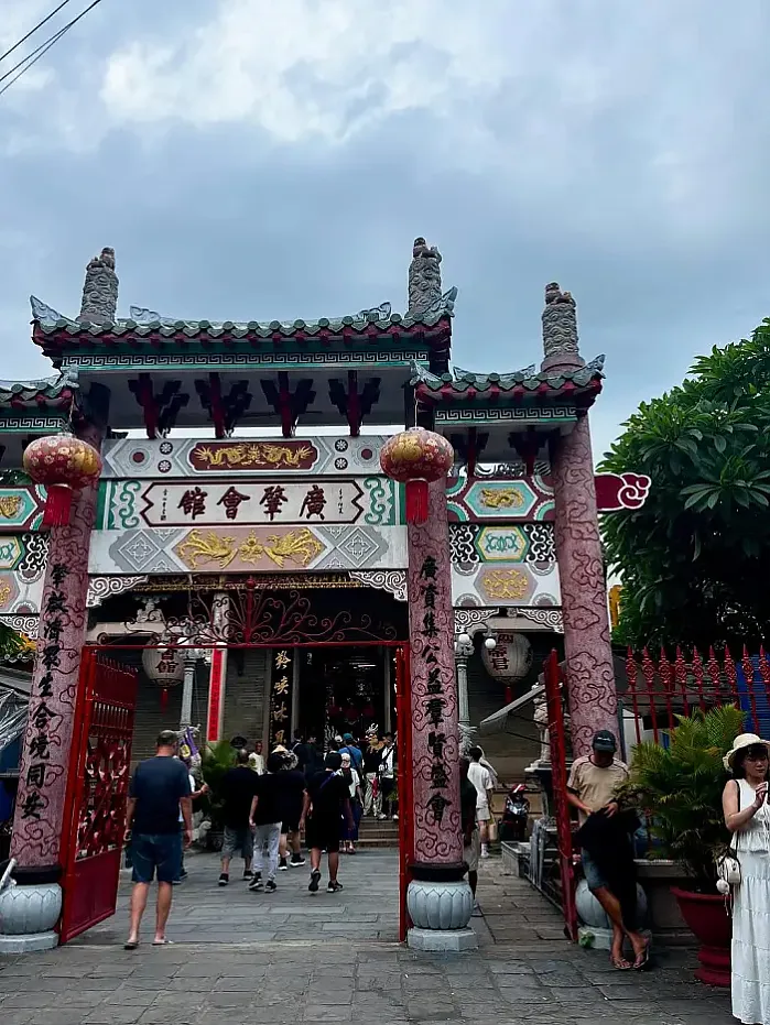 호이안의 마법같은 밤: 시간이 멈춘 듯한 순간