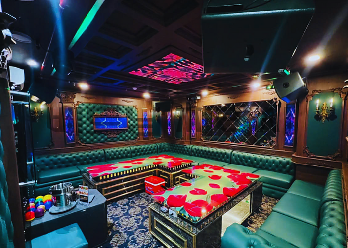 호치민 로컬 가라오케 튤립 <Tulip Karaoke>