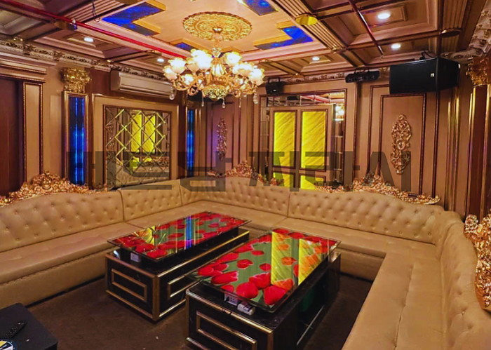 호치민 로컬 가라오케 튤립 <Tulip Karaoke>