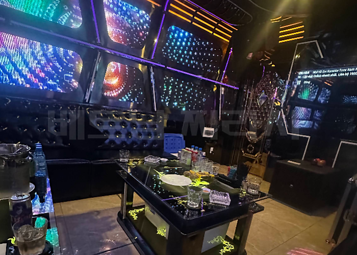 호치민 로컬 가라오케 럭셔리99 (구) 크리스탈K <99 LUXURY KARAOKE>