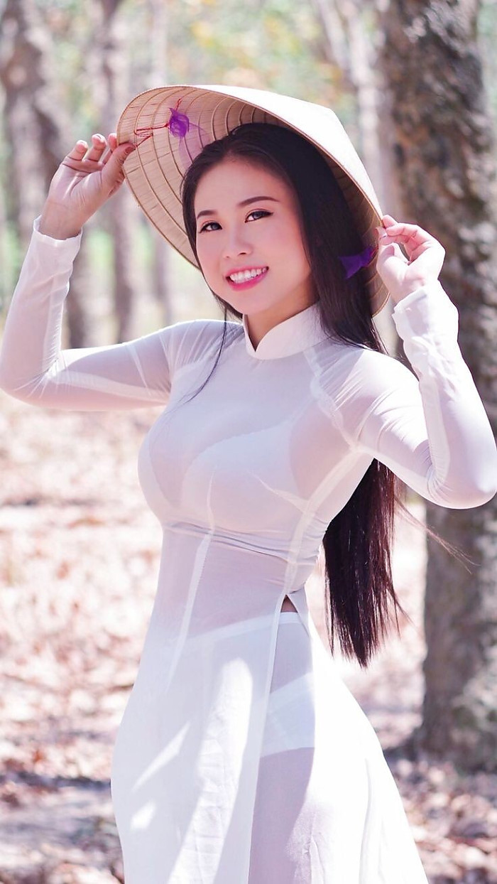 뭔가 보이는 아오자이