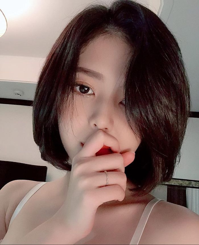 베트남 예쁜 여자 [비키니 사진 포함]