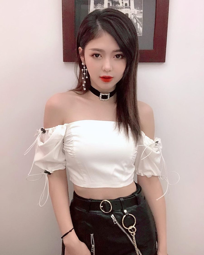 베트남 예쁜 여자 [비키니 사진 포함]