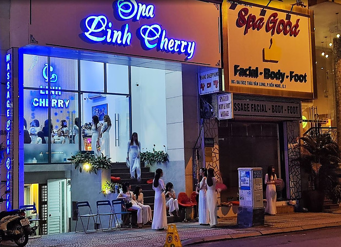 호치민 로컬 불건마 린체리 마사지 (1군)