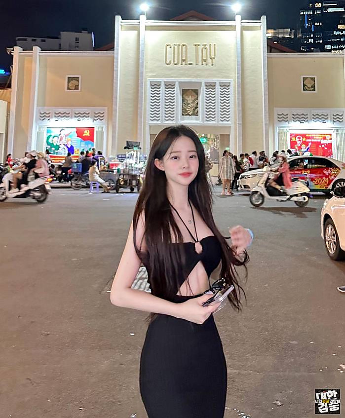  8월 17일 Chợ Bến Thành - Ben Thanh Market @ham._.cheeze