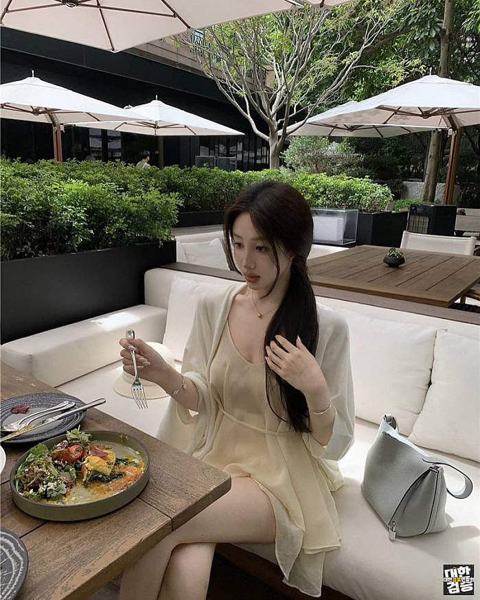 여름의 진정한 사랑을 모아 가을에게 안부를 전합니다 호치민정보