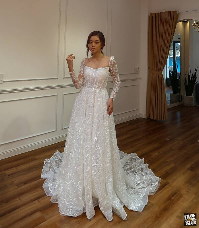 HoChiMinh-City 9월 23일 드레스 피팅 호치민정보 인스타