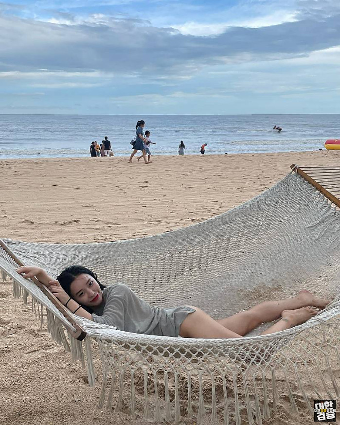 The Grand Ho Tram Strip 9월 2일 또 바다가야지 인스타그램 수영복