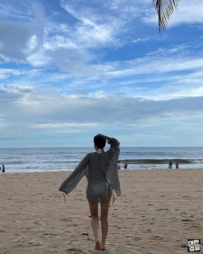 The Grand Ho Tram Strip 9월 2일 또 바다가야지 인스타그램 수영복