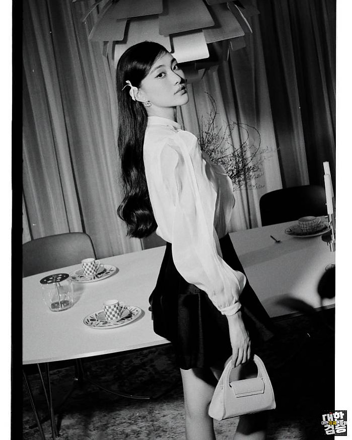 9월 12일 호찌민 품위 있는 인스타 여신