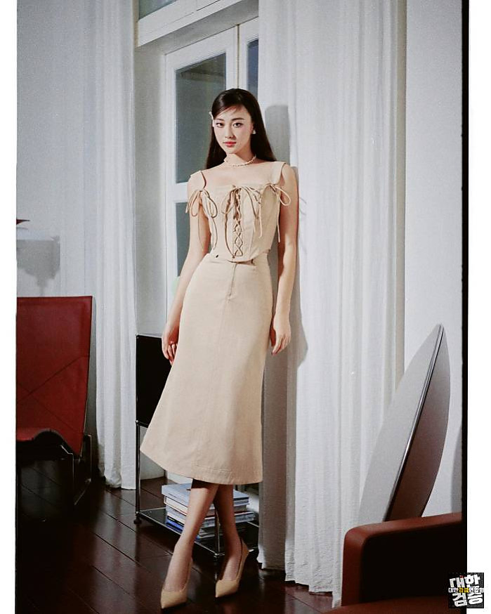 9월 12일 호찌민 품위 있는 인스타 여신