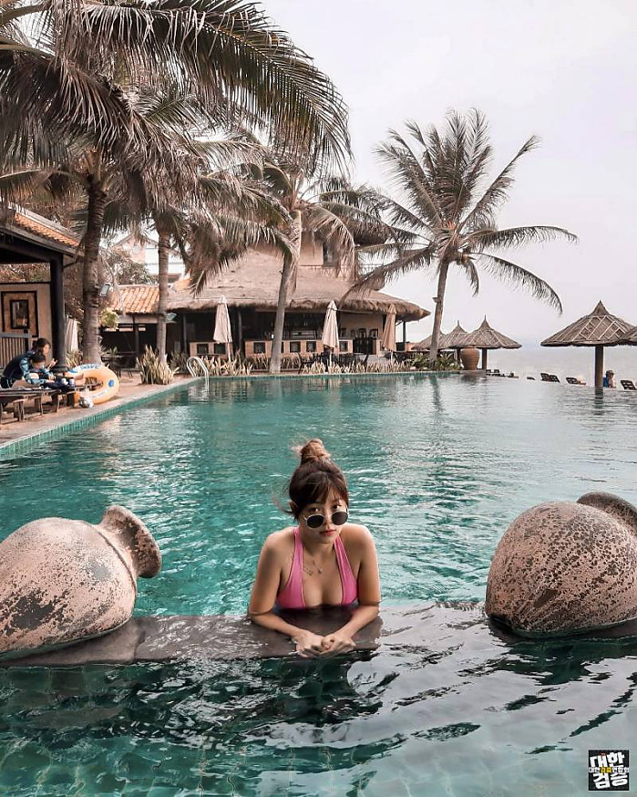 Lotus Village Resort - Mui Ne 미국 LA가 사준 수영복