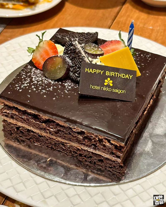 HoChiMinh-City 서울 8월 21일 호치민 랜드마크에서 비키니 세라