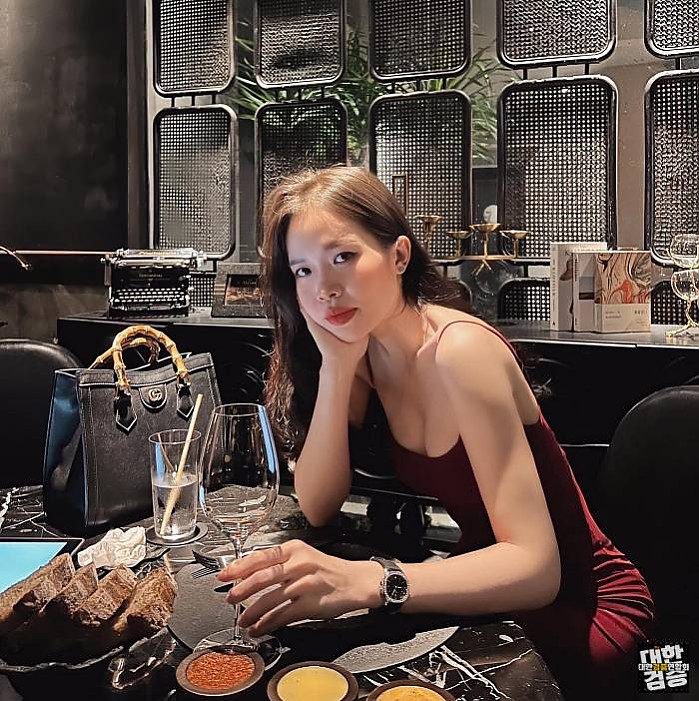 9월 14일 호찌민 시 너의 향기는 열정적이야