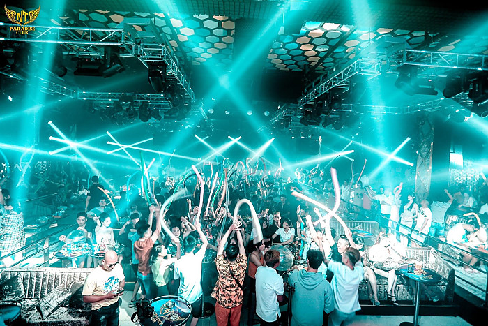 나트랑 파라다이스 클럽 (Paradise Club)