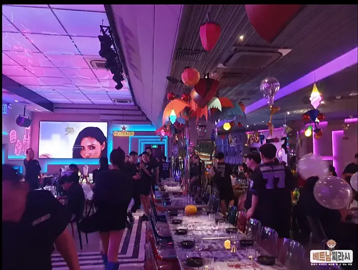 베트남 호치민에서 헌팅하기 좋은 카페, 술집들 몇군데 있어서 알려드릴께요.