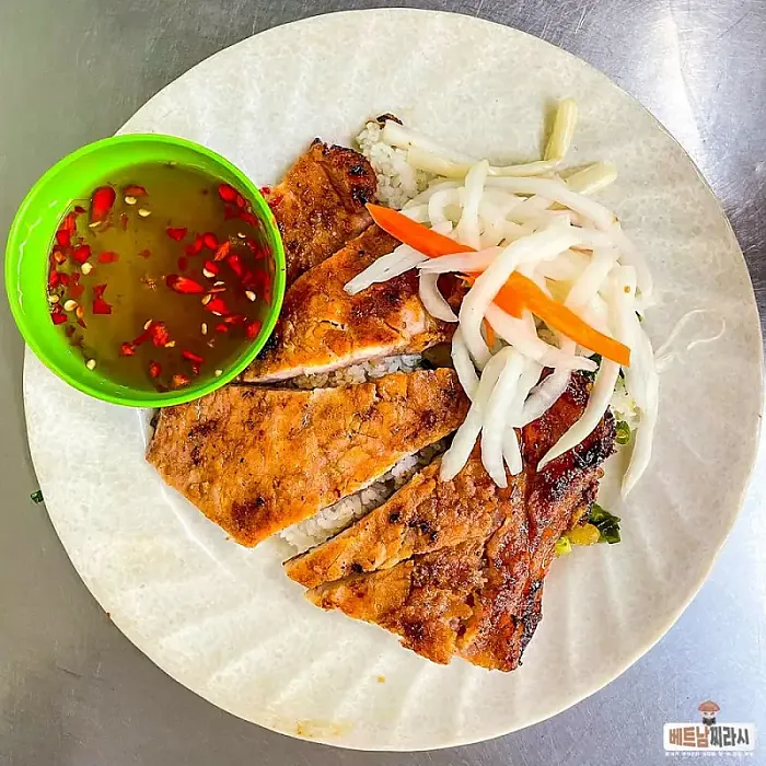 껌땀 바기엔 Cơm Tấm Ba Ghiền