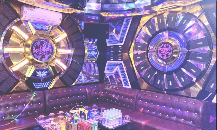 호치민 로컬 보스 KA 가라오케 <BOSS KA KARAOKE> 6군