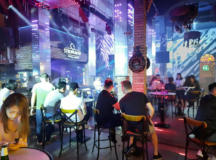 호치민 미스 사이공 클럽 Miss Sài Gòn (1군 부이비엔)