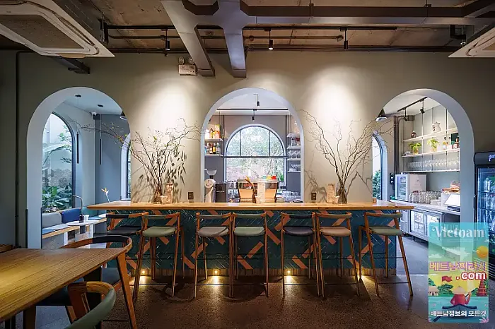 WKND Saigon 가족 친화적인 다이닝 컨셉 호주식 요리