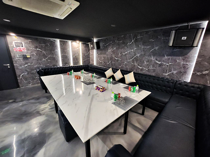 <폐업> 호치민 그린 가라오케 (5군) <폐업>