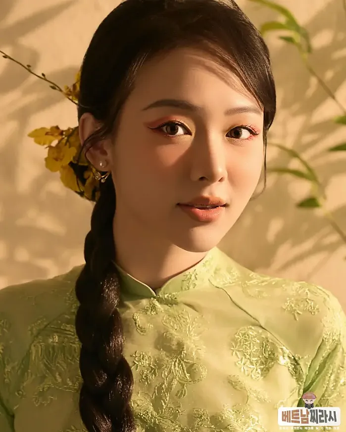 호찌민 시 1월 7일 Một chút nắng vàng ươm trong gió, một chút xuân về đó em ơi