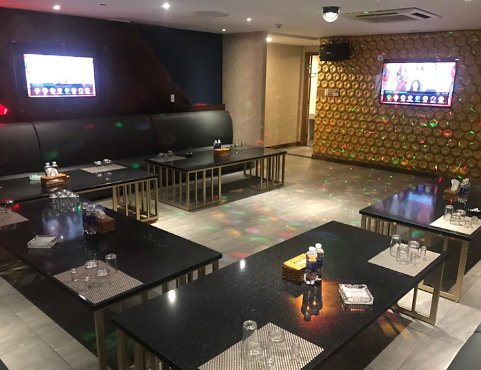 <폐업>호치민 스카이 가라오케 (1군)