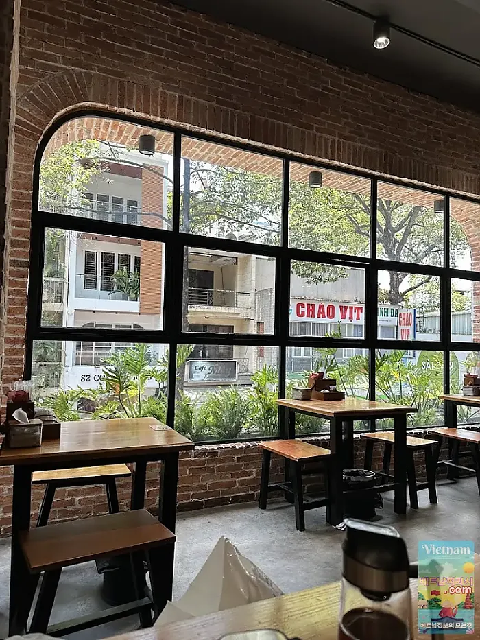 껌땀맛집 Cơm Tấm Sà Bì Chưởng - 179 Trần Bình Trọng