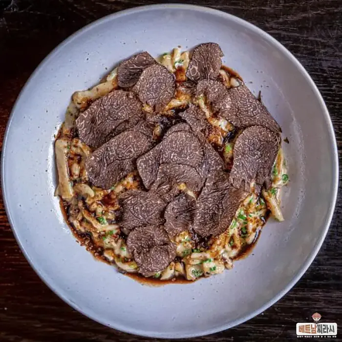 오크라 푸드바 Quince Eatery