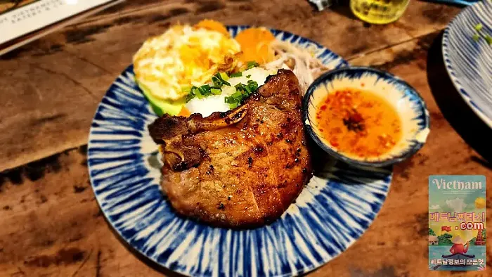 껌탐목 돼지갈비 찹쌀요리 Cơm tấm Mộc - 85 Lý Tự Trọng