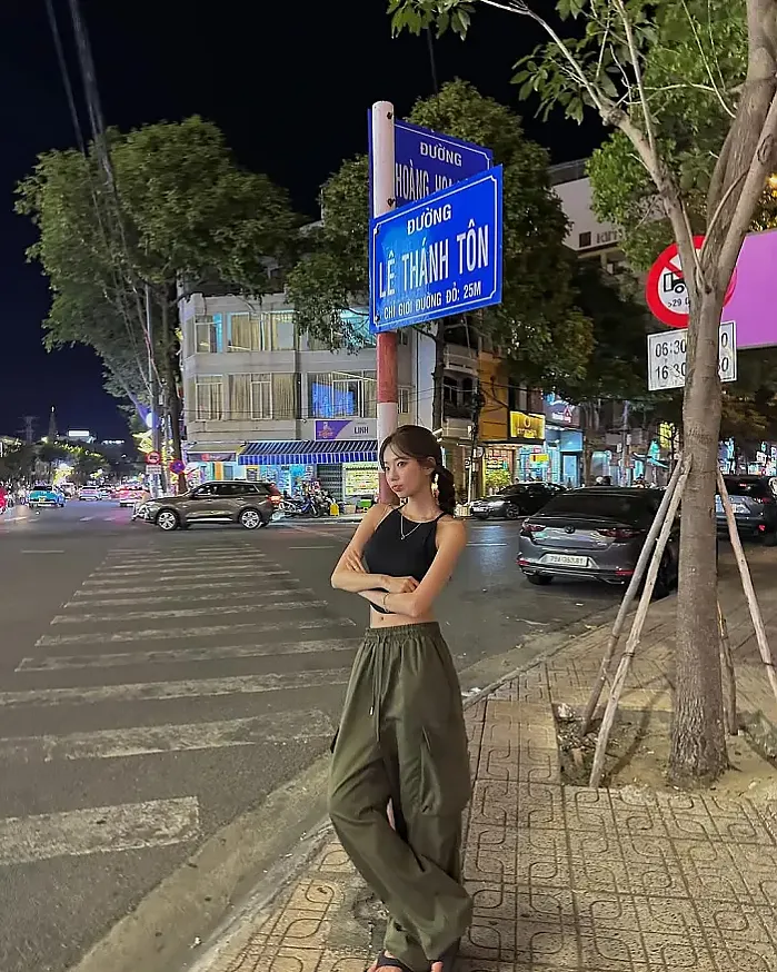 해외에서 화끈하게 백리스 입어버리기 instagram for mingddo_h