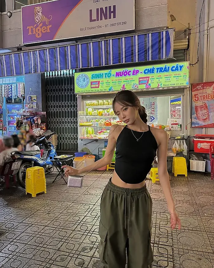 해외에서 화끈하게 백리스 입어버리기 instagram for mingddo_h