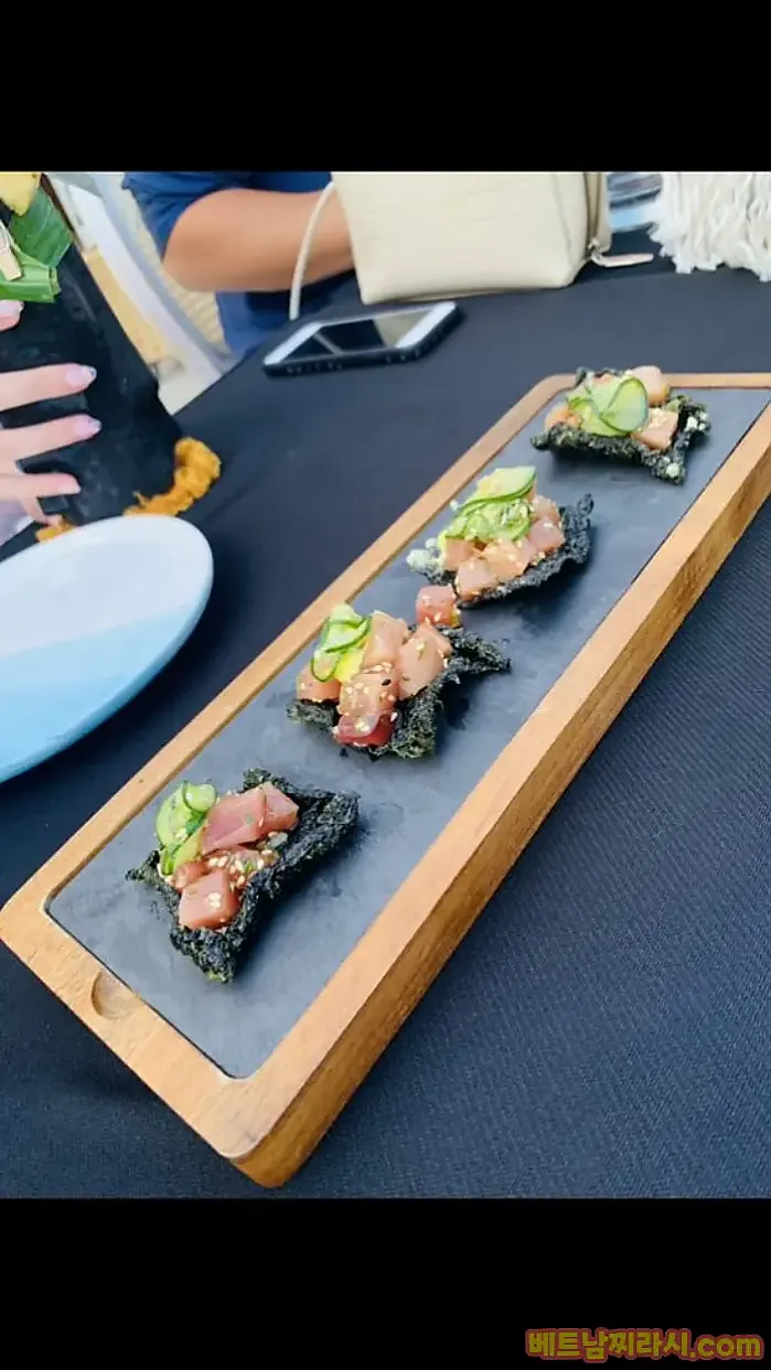 Sol Kitchen & Bar
