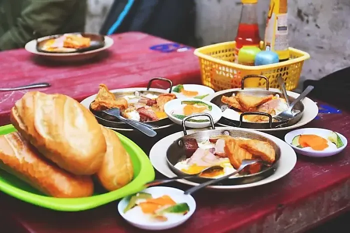 [기획]호치민시 반미 맛집 찾기:반미 호아마 (Banh mi Hoa Ma)