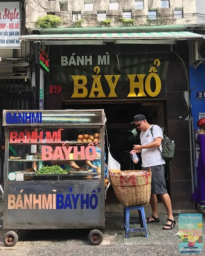 [기획]호치민시 반미 맛집 찾기 : 반미 바이호 (Banh mi Bay Ho)