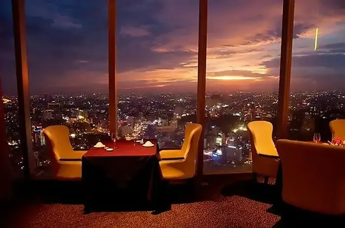 [기획 로맨틱 루프탑 식당시리즈]EON51 레스토랑 & 라운지 – 비텍스코 타워(EON51 Restaurant & Lounge – Bitexco Tower)