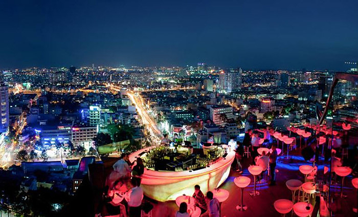 관광객을 위한 호치민시의 나이트라이프 리뷰