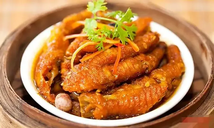 탄하이반 – 판반트리 레스토랑 (Tan Hai Van – Phan Van Tri) 정교하고 창의적인 중국 요리