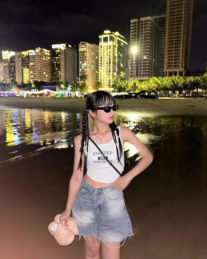 힙한 스타일 굿굿 @chxxnne