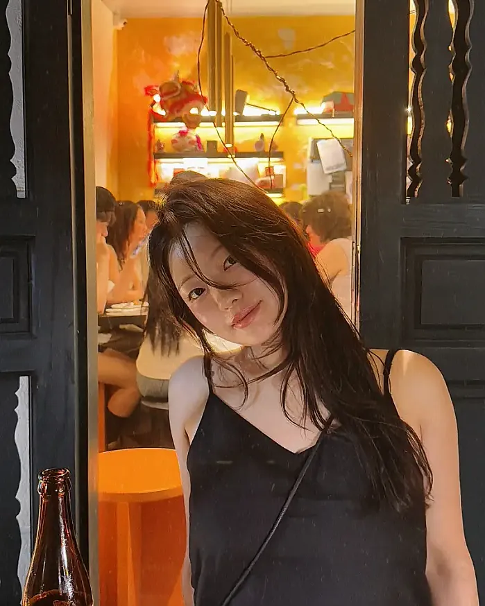 버거 먹어러 가서 셀카 @ykxooo 인스타