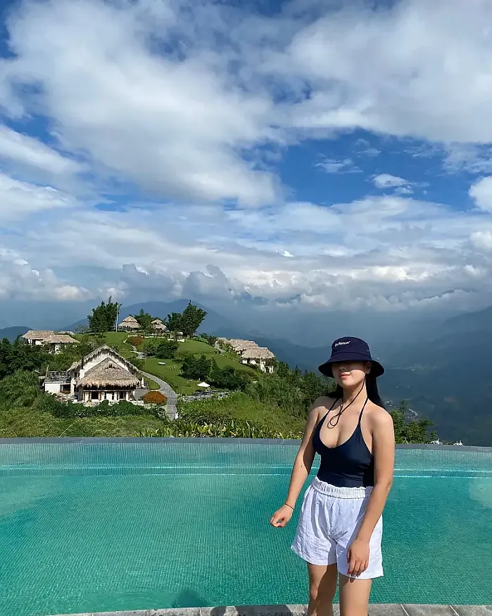 예전에 눈여겨봤던곳인데 넘 예뻐요 @uujin___ 인스타