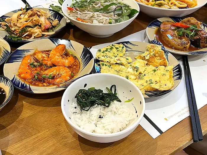 다낭 한시장 근처 베트남 로컬 가정식 