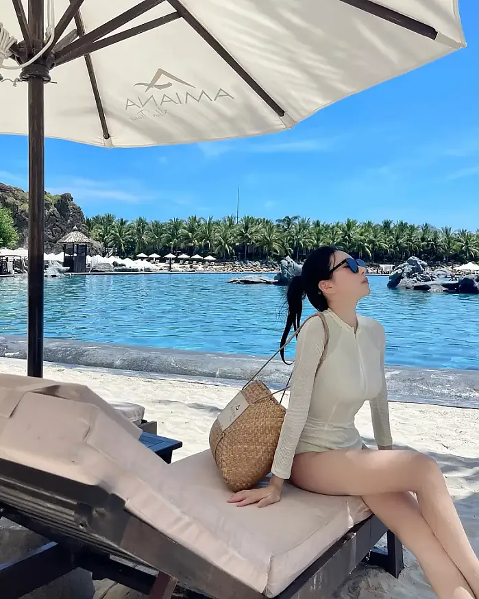 분위기 좋은 바다모델 @jisoo_bae 인스타