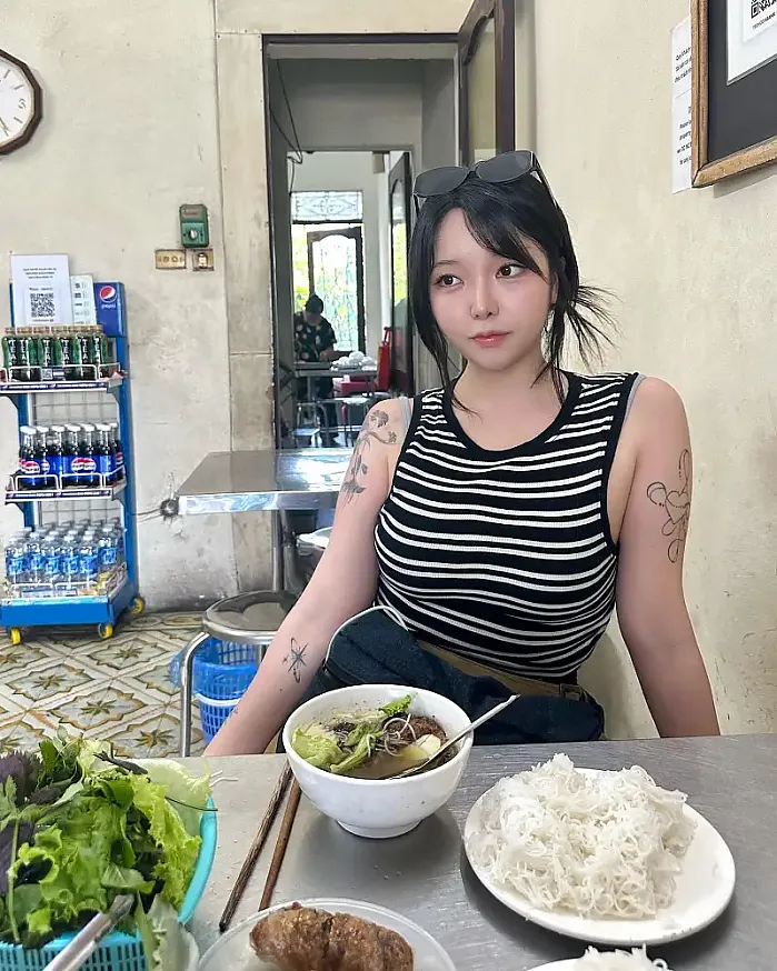 하노이 먹방 유투버 꿈나무  @soobongzzi 인스타