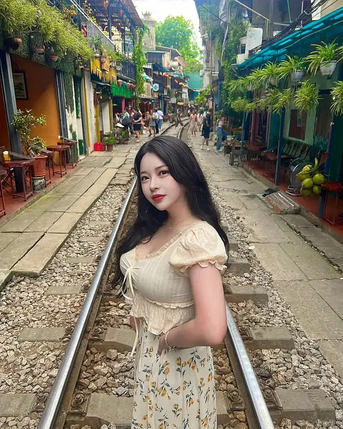 신나면 입 못다무는 병  @_jinnnnni__ 인스타