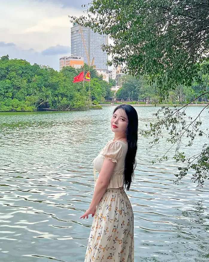 신나면 입 못다무는 병  @_jinnnnni__ 인스타