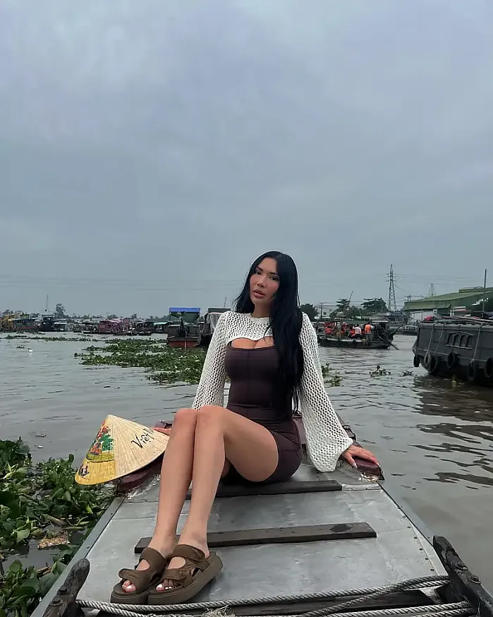 요즘 sàigón  @linzyluu 인스타