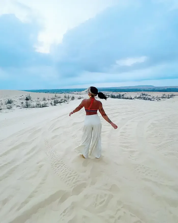 언덕에서의 하루  @badgalvenus333 인스타